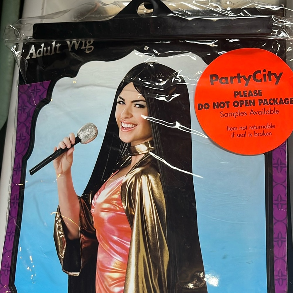 60’s wig and top costume